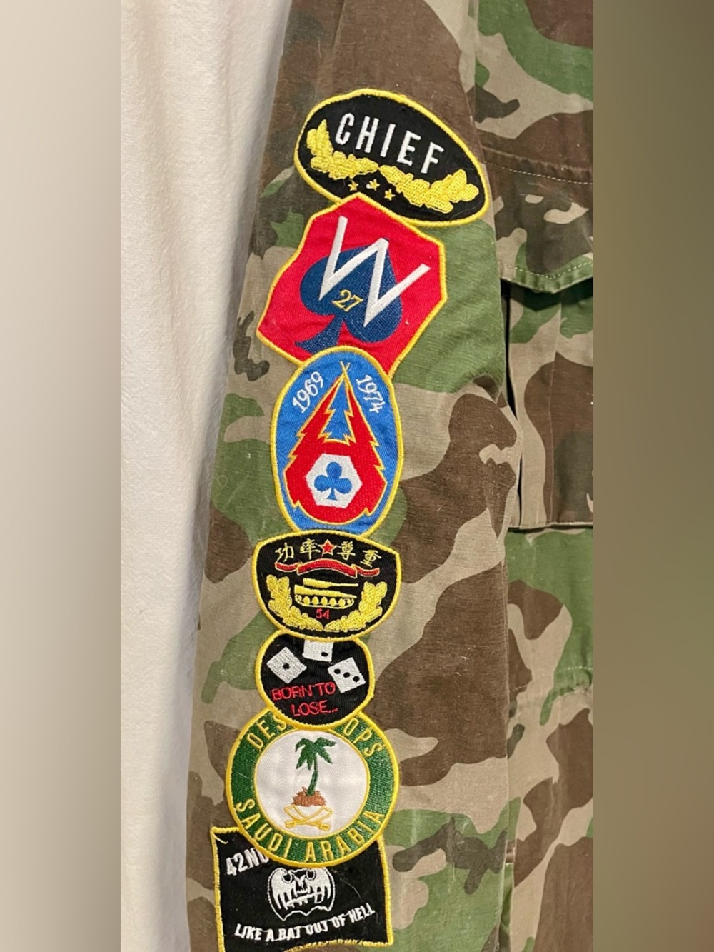 PacSun Women’s XL Camo Military Utility Jacket with Patches- EUC - Picture 4 of 9